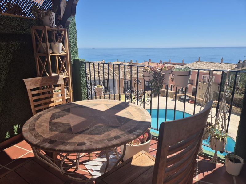 Foto 66192fd5-b034-46f7-ab75-2456cf75717d. Casa adossada amb calefacció aparcament piscina a Campello (el)