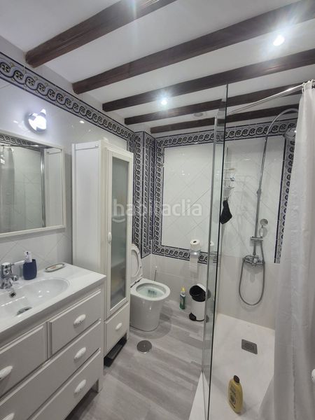 Foto 7826612e-82cb-4ac4-95dd-713ca0317646. Casa adossada amb calefacció aparcament piscina a Campello (el)