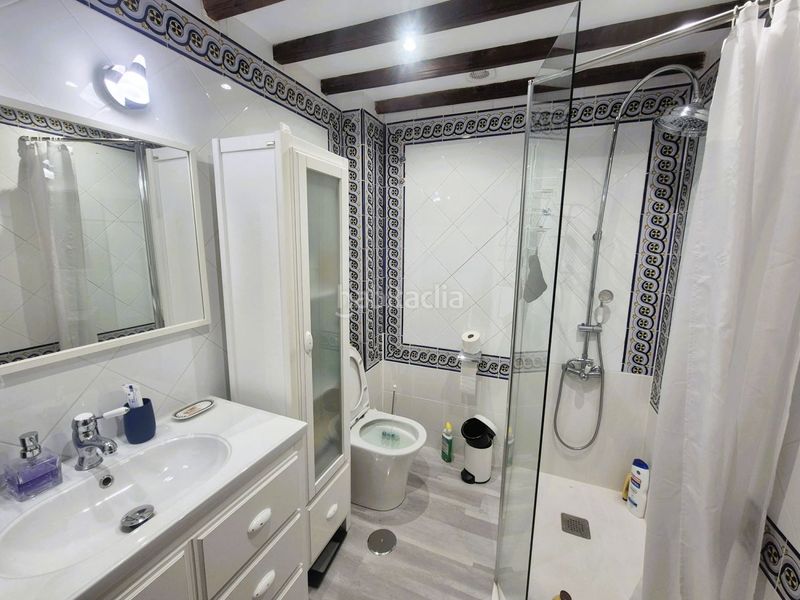 Foto a9e8c536-d069-4b96-b16c-f9bc4d23fc36. Casa adossada amb calefacció aparcament piscina a Campello (el)