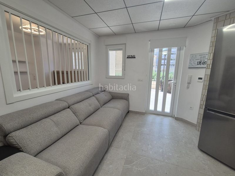 Foto cdec16eb-e959-49a1-945f-9db27644252b. Local comercial a Playa Muchavista Campello (el)