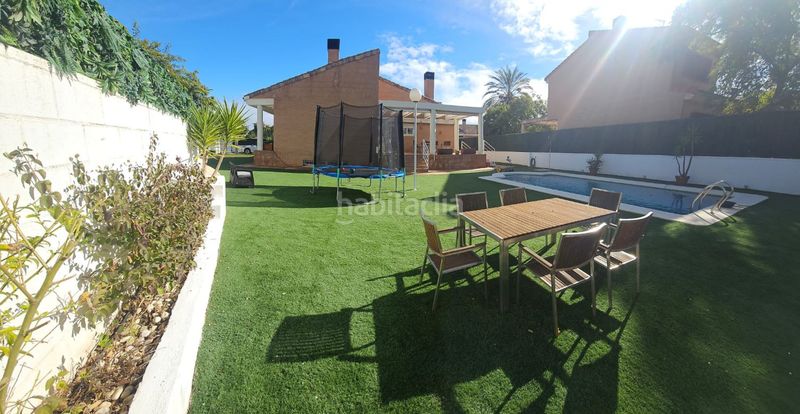 Foto fdfd745d-03ea-4763-957d-14902d8403b9. Lloguer casa amb calefacció aparcament piscina a Mutxamel