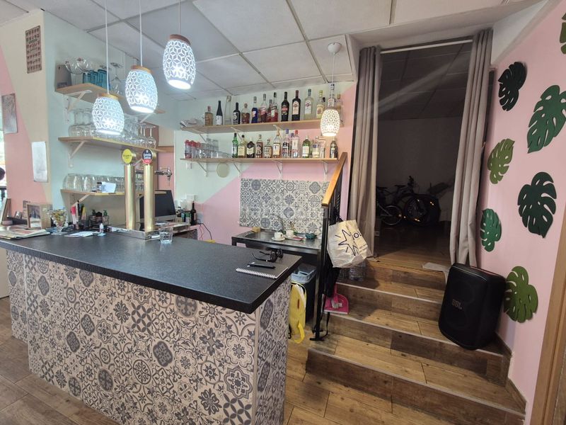 Foto 3e6a8924-1968-4be9-b601-03a230cbf947. Local comercial a Campello Playa Campello (el)