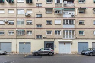 Pis  Ingeniero santa cruz. Piso en venta frente estadio los carmenes