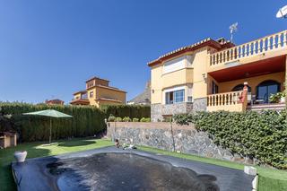 Maison  Castaño