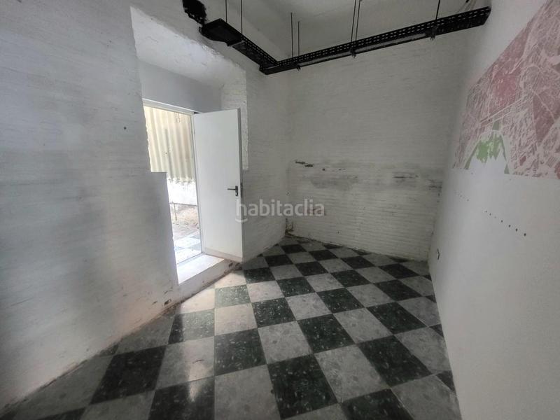 Foto 57e1f376-77a6-418b-b4c5-74aa94032acf. Lloguer local comercial a Camino de Ronda Granada