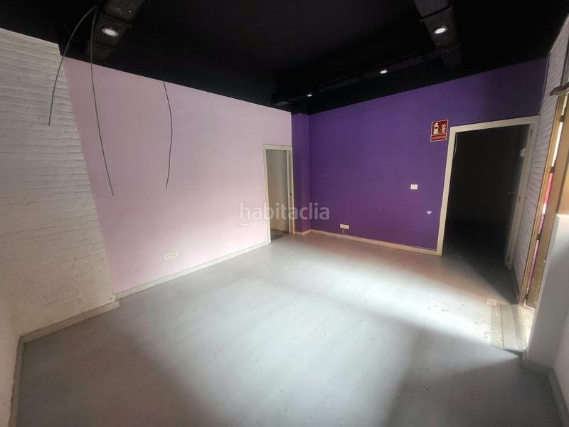 Foto 7645166b-7886-414d-b7be-dd6bf573d263. Lloguer local comercial a Camino de Ronda Granada