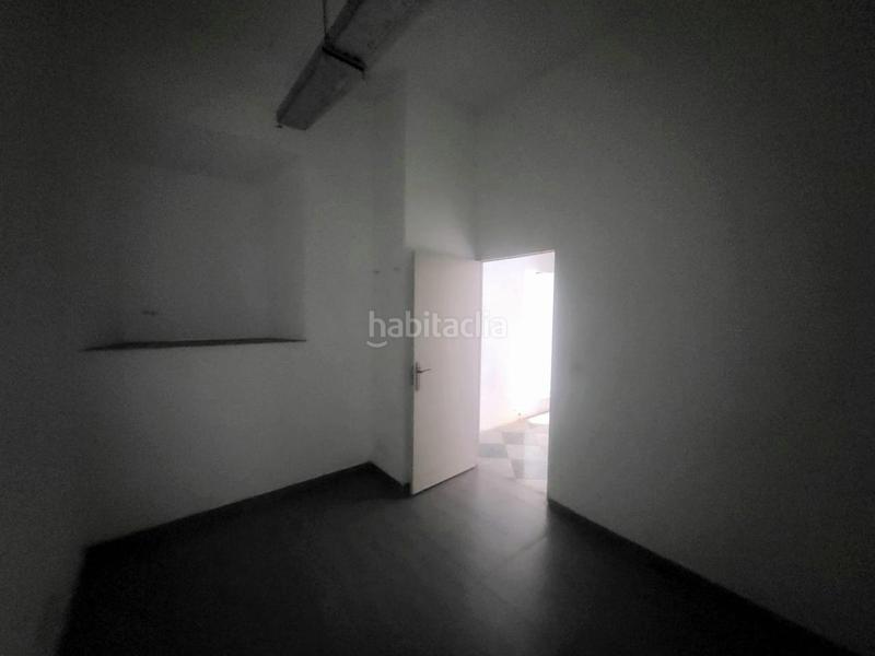 Foto 46c180dd-b363-4252-a6af-e7d302df663f. Location local commercial dans Camino de Ronda Granada