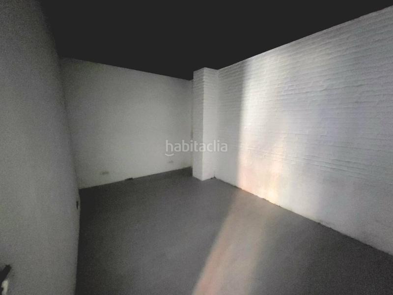 Foto 90a93e5c-5e0e-4cdf-9679-0a2dcd1c3d58. Location local commercial dans Camino de Ronda Granada