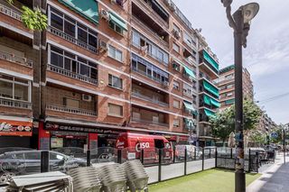 Pis  Calle pedro antonio de alarcón