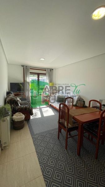 Foto 2d7d1cb7-58e3-4552-a42b-8e94f4b7611e. Apartament amb calefacció aparcament a Barbadás