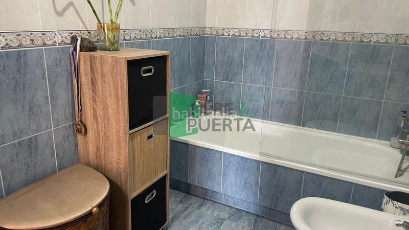 Foto 55834521-b6c4-40d6-9744-800ca1c39d22. Apartament amb calefacció aparcament a Barbadás