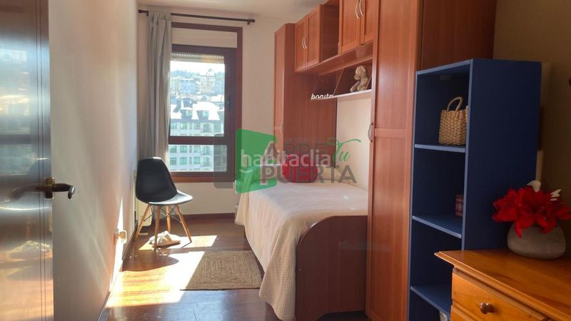 Foto 63b860fe-bba0-44f4-8dcb-d829395c47e9. Apartament amb calefacció aparcament a Barbadás