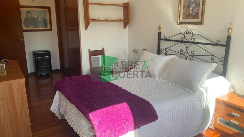 Foto b9eed37b-81a9-4d72-b850-79c94c722325. Apartament amb calefacció aparcament a Barbadás