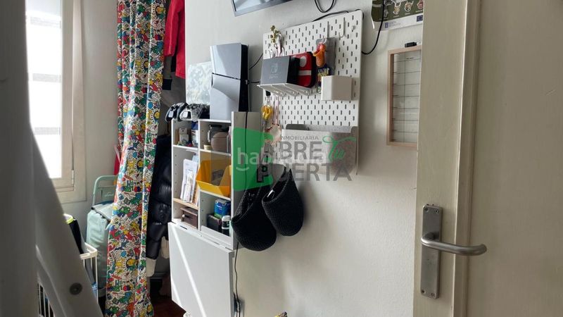 Foto c7ea50ef-aa4e-478f-bd06-a76edd0f94e6. Apartament amb calefacció a Centro Ourense