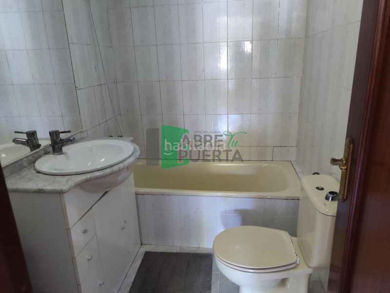 Foto bfea7365-298f-4cbb-ad1c-5f379b4574a4. Pis amb calefacció aparcament a Barrocanes Ourense