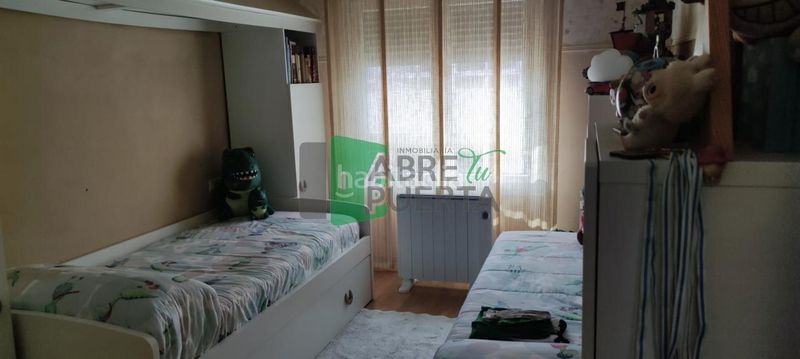 Foto c45f9438-9384-4063-bbfa-724cec710d79. Apartament amb calefacció aparcament a Casco Viejo Ourense