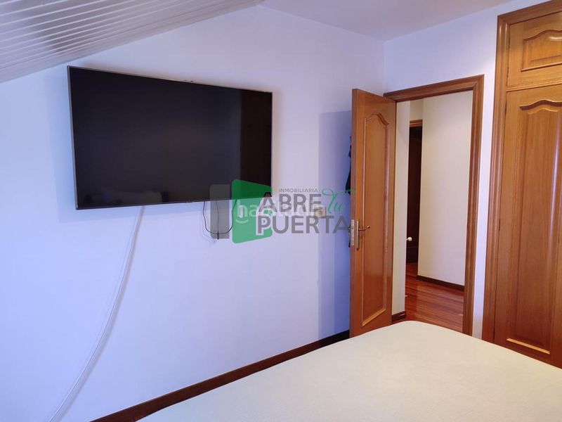 Foto cda29126-f7e3-4b79-9c6d-617e0bb38379. Dúplex en Couto Ourense