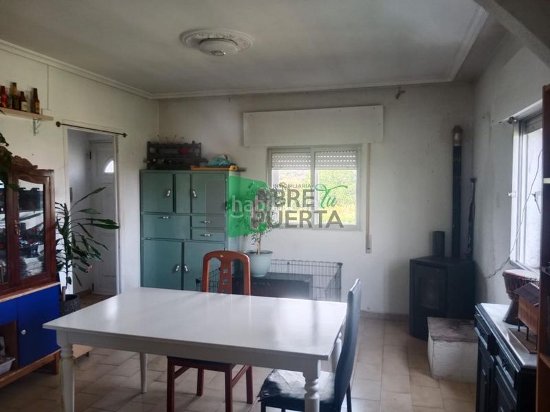 Foto c182d7ae-1a2b-4cbc-8db5-b45c3e5df663. Casa amb calefacció aparcament a Leiro