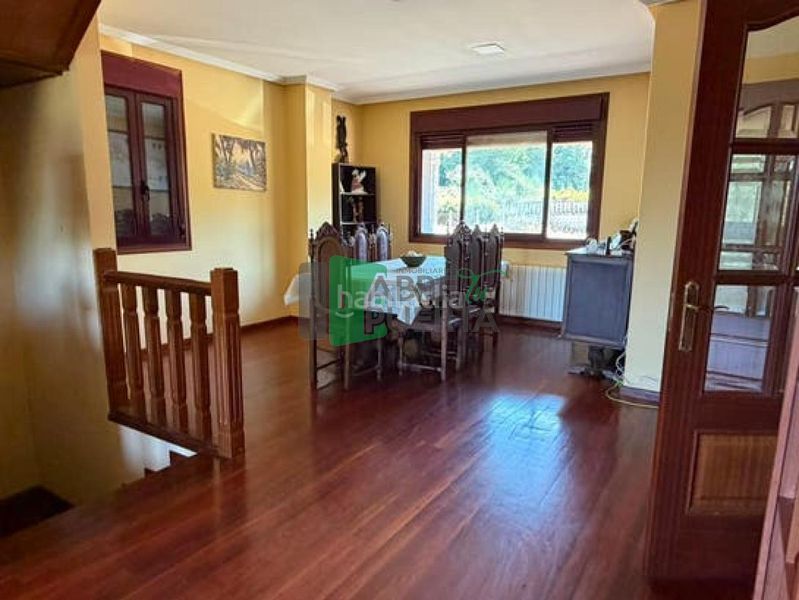 Foto 542a2df0-fd3c-44d9-af2e-abd90faf7d37. Chalet en Amoeiro