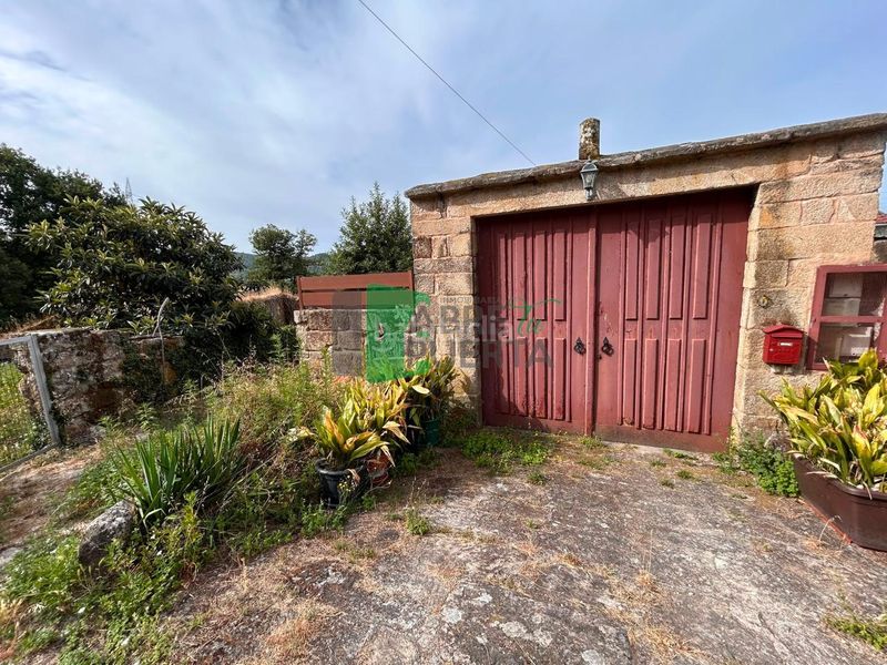 Foto 772de57e-ca6f-4934-8662-43aa56021b9e. Casa amb calefacció piscina a Amoeiro