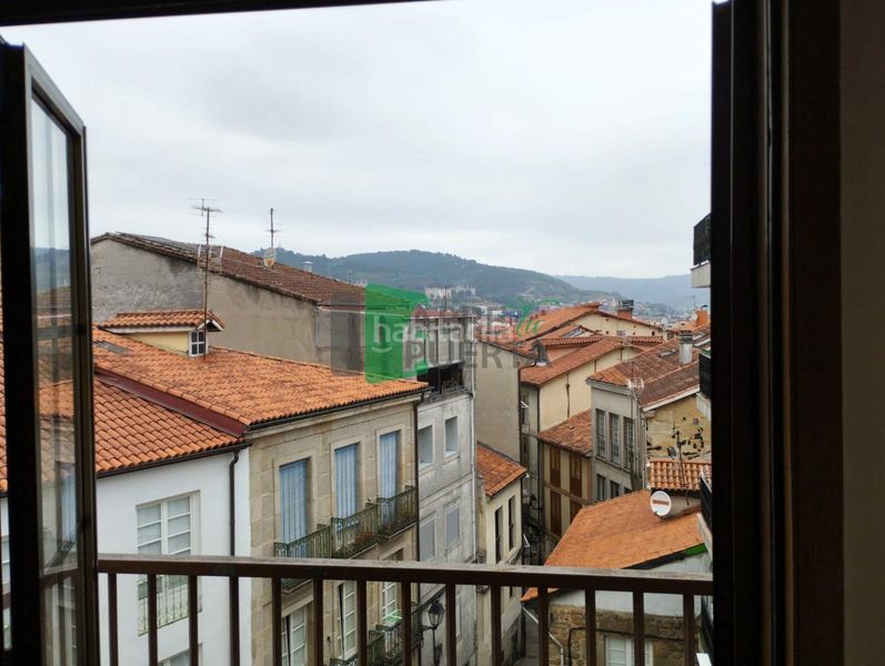 Foto 16eb58e8-40d0-46c3-9556-8c9beaa6686f. Pis amb calefacció a Casco Viejo Ourense