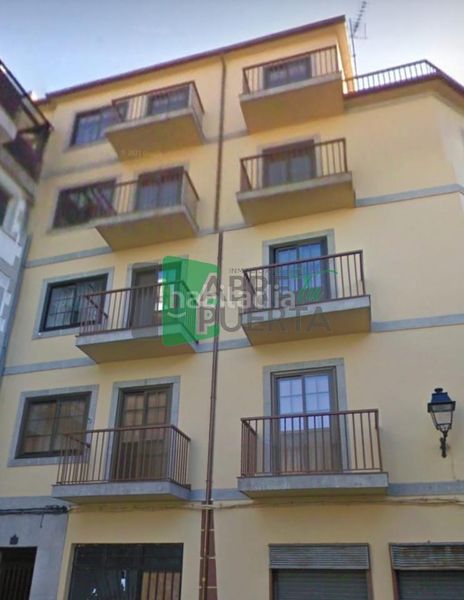 Foto d109cc62-aba8-40c5-a433-0db16a2626e7. Pis amb calefacció a Casco Viejo Ourense