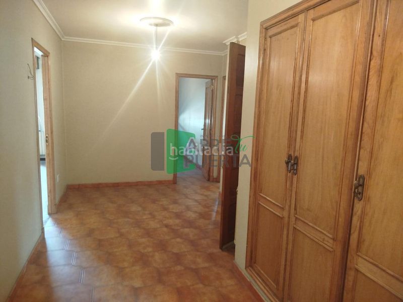 Foto 725f851a-51af-4aed-a1ed-98f5c00d1732. Edificio in Ventiun Ourense
