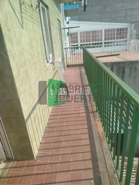 Foto 7662cfbf-9fe0-4c66-b37b-664ca734c9fd. Edificio in Ventiun Ourense