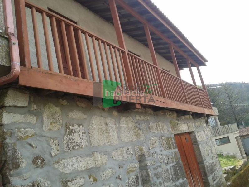 Foto cbe501b4-6a69-4a5d-aed9-be414b6175c8. Masia amb calefacció a Toén
