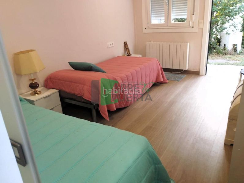 Foto 178d6709-87e6-40bc-9b95-4fb6f30092fc. Casa amb calefacció aparcament a Amoeiro