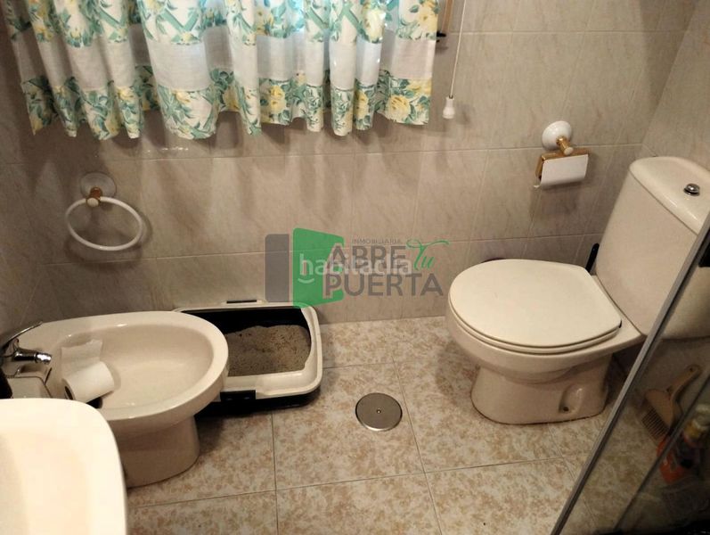 Foto 84440bbe-5615-46a9-887e-3e408f27825d. Casa amb calefacció aparcament a Amoeiro
