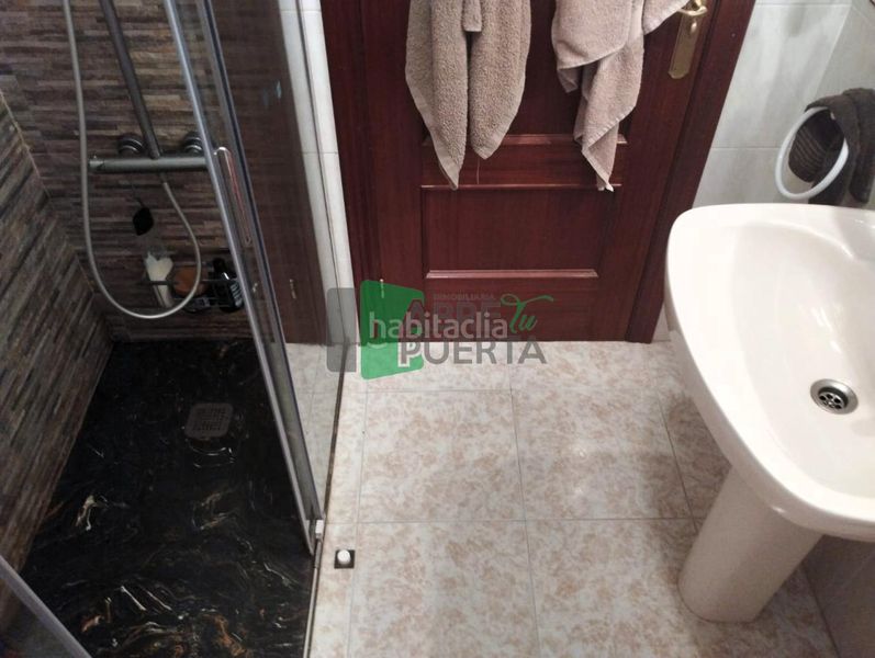 Foto 9d2e9242-2740-4975-aaf9-71ec3a6454b6. Casa amb calefacció aparcament a Amoeiro