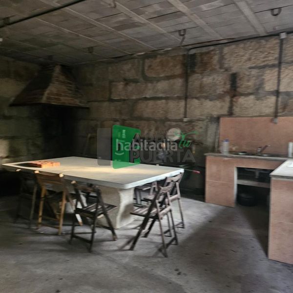 Foto cf9e69d3-9583-46ee-b2b2-3c273417f66a. Finca rústica a Peroxa (A)