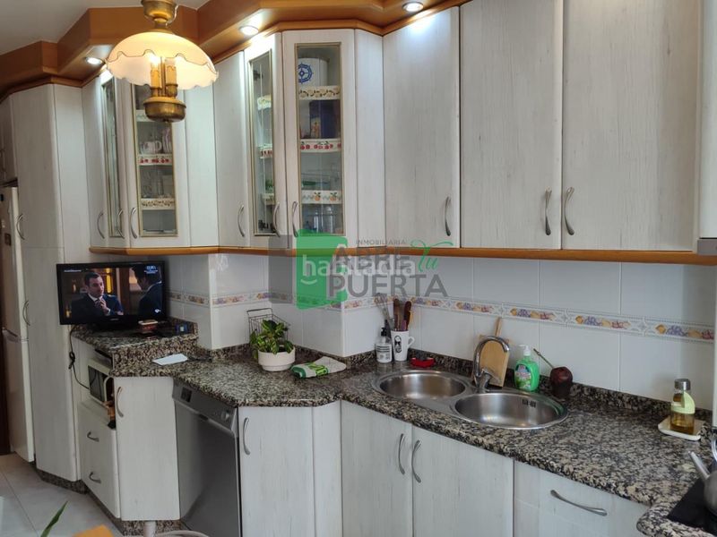 Foto 4f7ae7bb-4bfe-47f3-a647-374de1c285b6. Pis amb calefacció a Centro Ourense