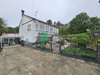Chalet in Carballiño (O)