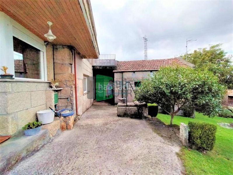 Foto 47f1f064-93a5-4c20-94c2-94947df08737. Chalet en Amoeiro