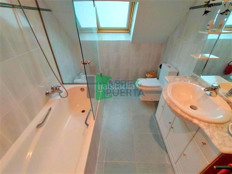 Foto 50e1abb8-5129-4e60-83b9-dfe0159c260f. Chalet en Amoeiro