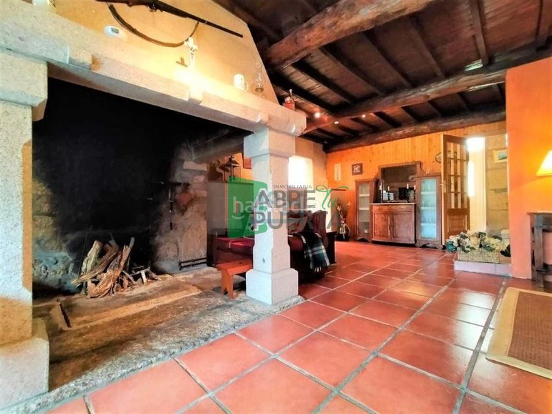 Foto 5206f677-b59e-4039-a1c8-2966031d7d3b. Chalet en Amoeiro