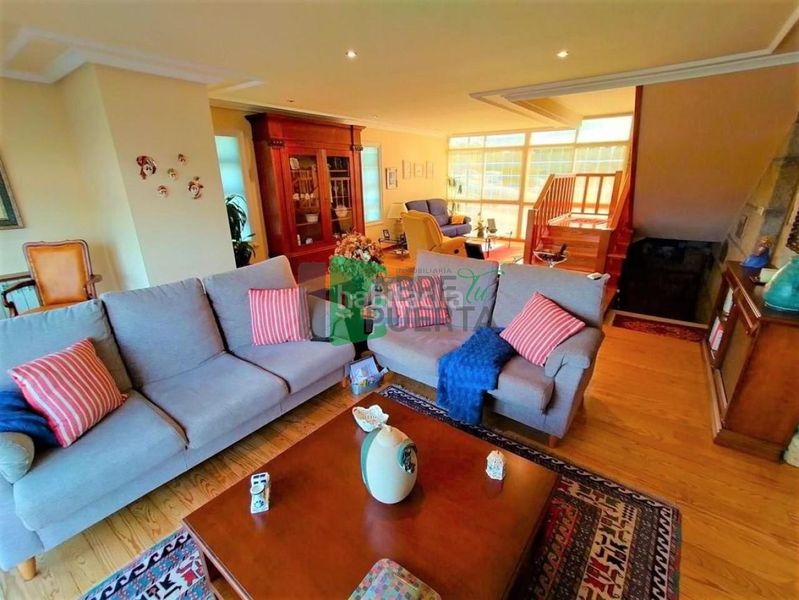Foto b2a8cc14-d7cb-4da1-a857-69b8974ae6c3. Chalet en Amoeiro