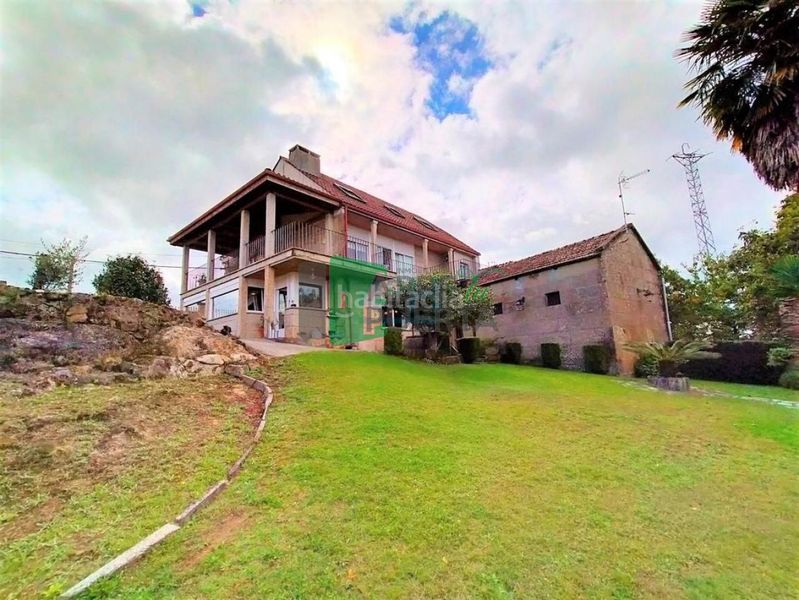 Foto d5830a04-585c-4b1e-b7ed-e31e4283a735. Chalet en Amoeiro