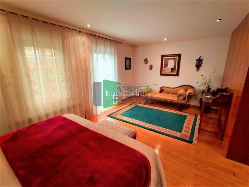 Foto d70c63b4-f5cf-4081-88d4-725a914c358d. Chalet en Amoeiro