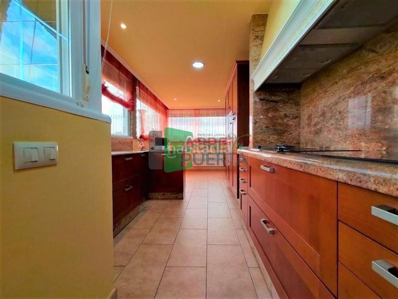 Foto eeafbdf9-65ea-441d-ba12-614eed2fee8f. Chalet en Amoeiro