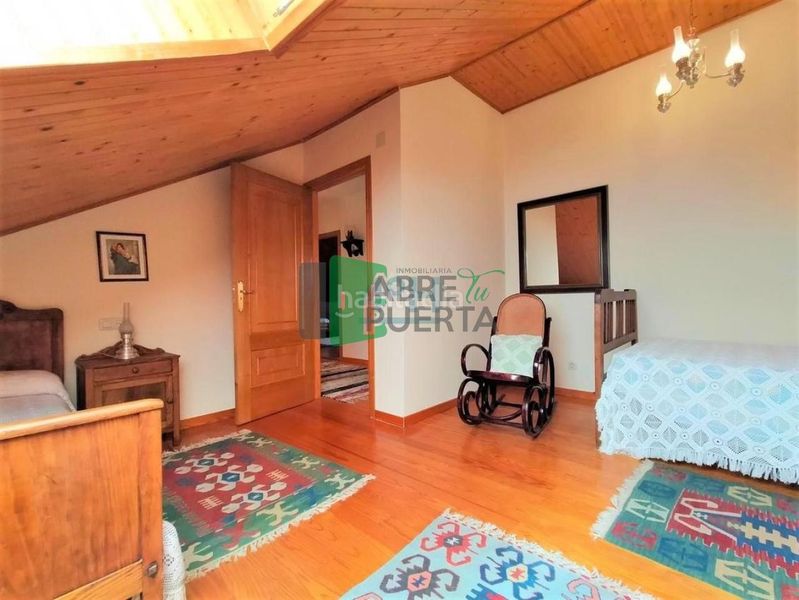 Foto f62d7bd3-e92b-4fac-950e-2abef5974512. Chalet en Amoeiro