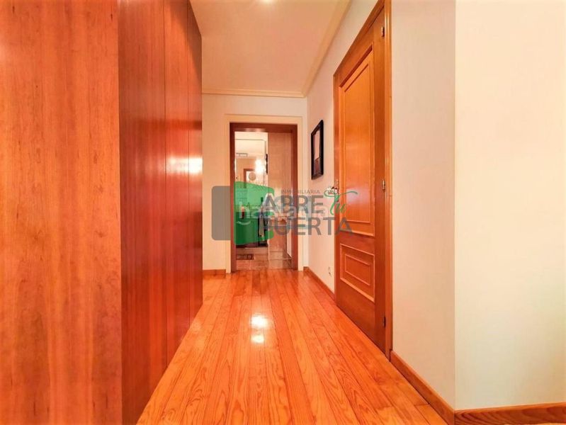 Foto f9a7e360-a182-4cbb-9cf9-538ae25ee31e. Chalet en Amoeiro
