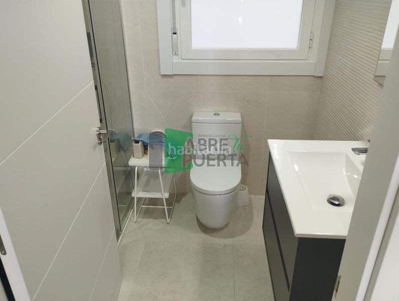 Foto 061c13e8-252b-40cc-a305-2bc89bd395dc. Rent flat with heating parking in Centro Ourense