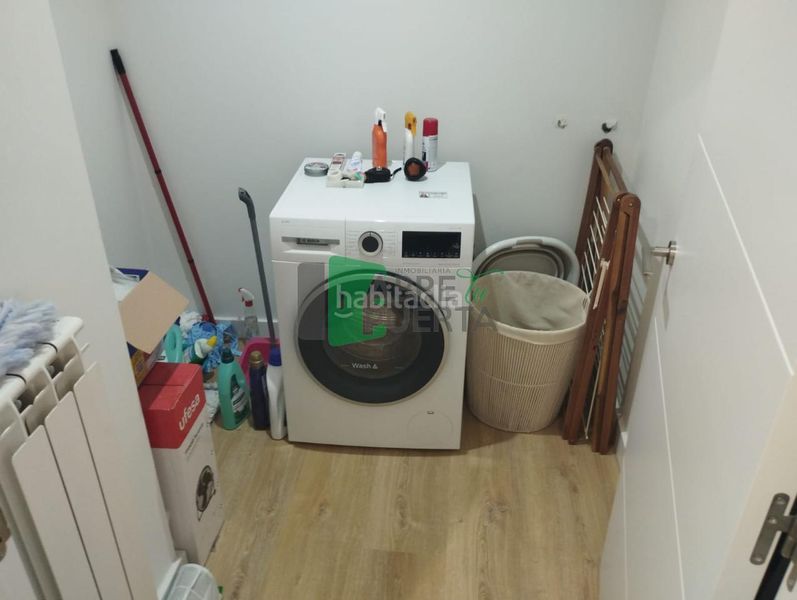 Foto 5bacf981-e7a9-4ebd-a032-5098596eb603. Rent flat with heating parking in Centro Ourense