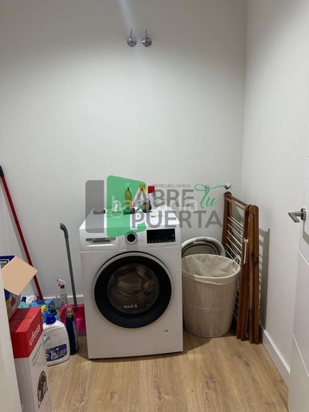 Foto 5fe7ce0c-b70a-4c4d-91f4-7992a46e2dcb. Rent flat with heating parking in Centro Ourense