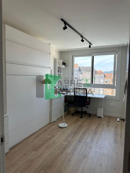 Foto b4853557-c3c1-4343-b312-b9b701c0044f. Rent flat with heating parking in Centro Ourense