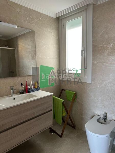 Foto f5f8cb1c-4a8c-4b45-9444-2448f3ac7bde. Rent flat with heating parking in Centro Ourense