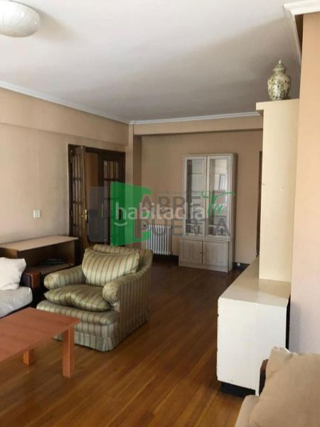Foto fac14c60-5afa-43fb-9795-e3d45c53d0ee. Pis amb calefacció a Couto Ourense